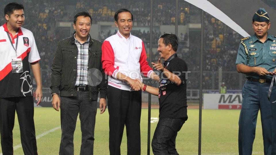 Presiden Jokowi hadir pada final Piala Presiden 2015 di GBK, Minggu (18/10/15).